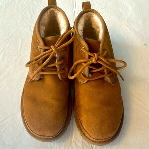 Men’s Neumel Ugg boots, Chestnut, Size 9